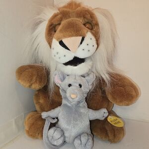 GEMMY The Lion And The Mouse Animated Plush Singing Stuffed Animal